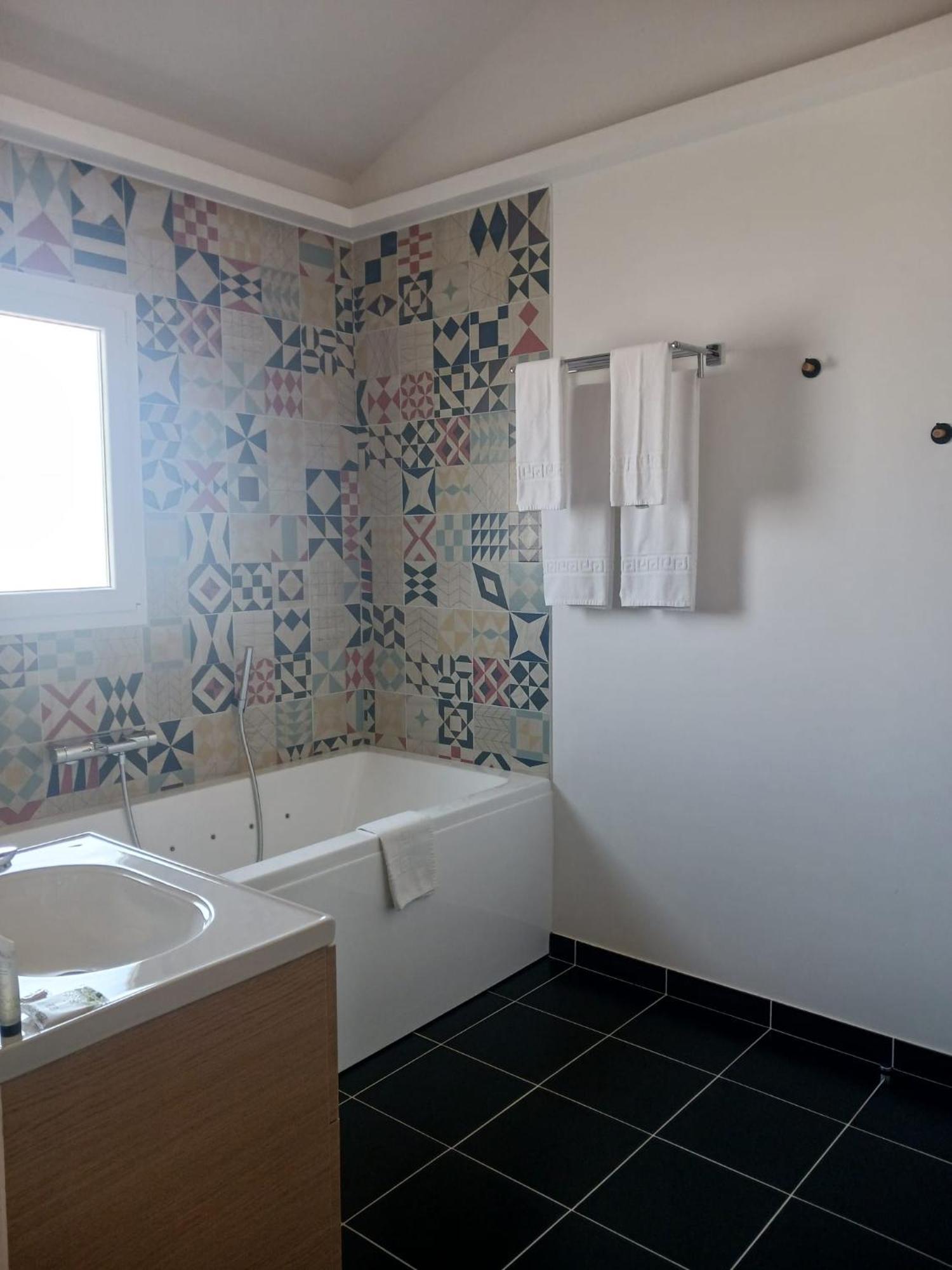 Merion Hotel Villars-les-Dombes Buitenkant foto